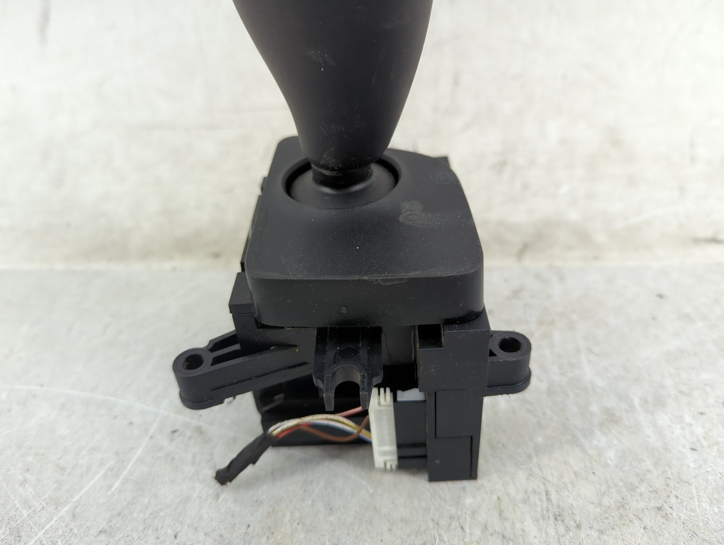 2020 Bmw X3 Floor Console Assembly Shifter - Oemusedautoparts1.com