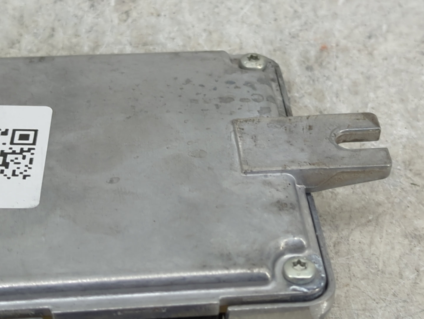 2018-2021 Bmw X3 Body Control Module Bcm Inner Cabin Fuse Box - Oemusedautoparts1.com