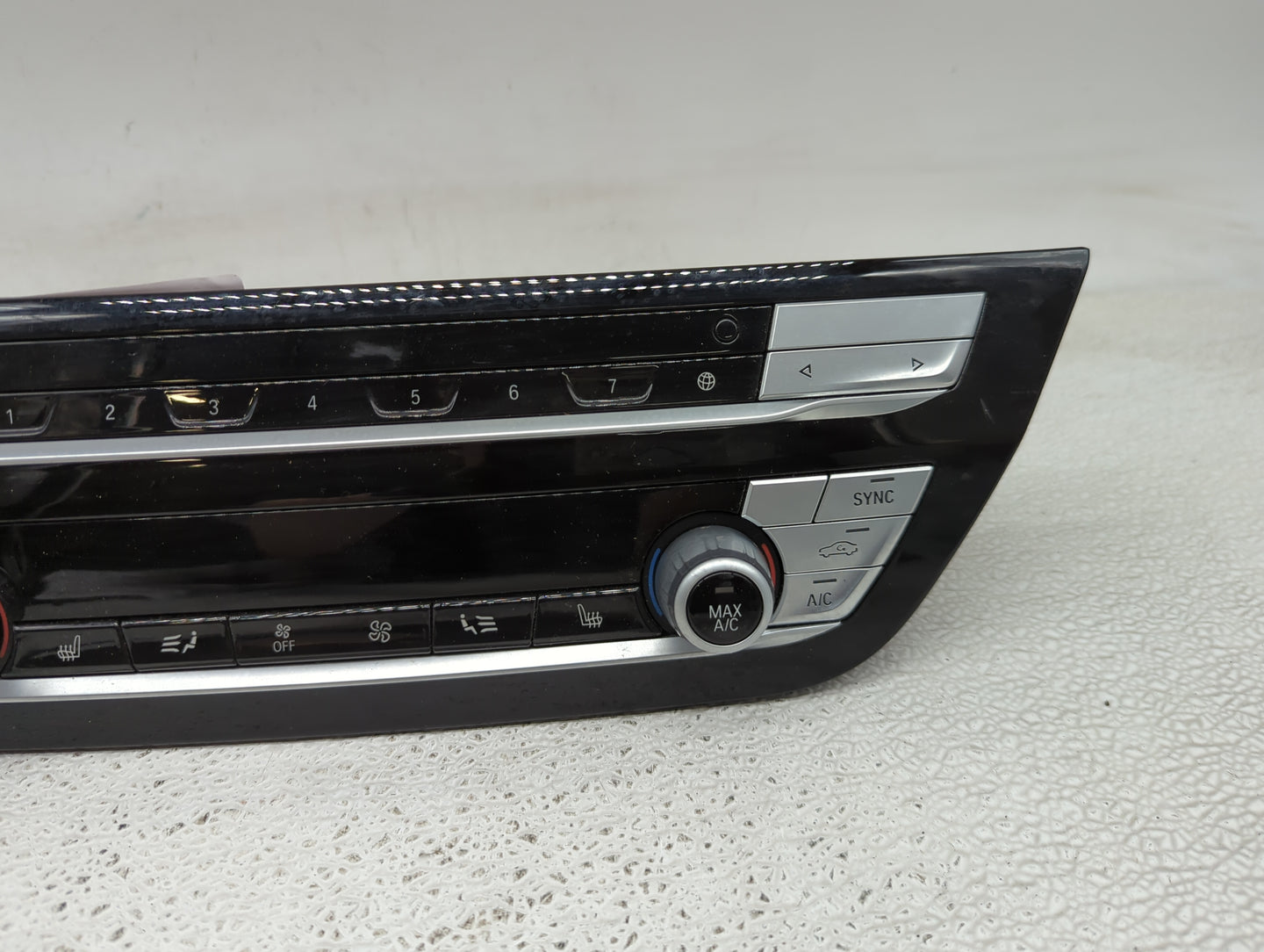 2018-2021 Bmw X3 Climate Control Module Temperature AC/Heater Replacement P/N:7951988-01 Fits Fits 2018 2019 2020 2021 OEM U