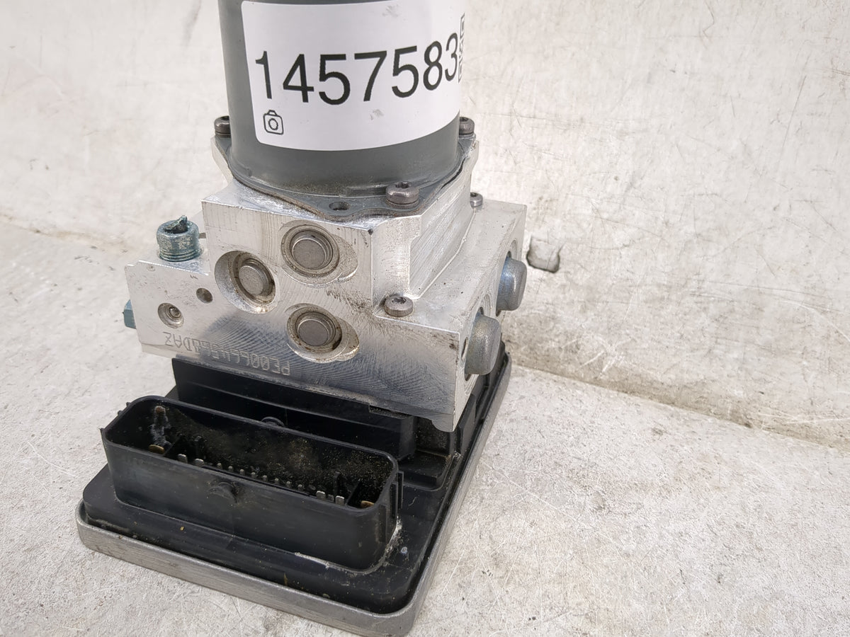 2018-2021 Bmw X3 Anti-Lock Brake ABS Pump Module Actuator OEM P/N:876246 01 Fits Fits 2016 2017 2018 2019 2020 2021 OEM Used