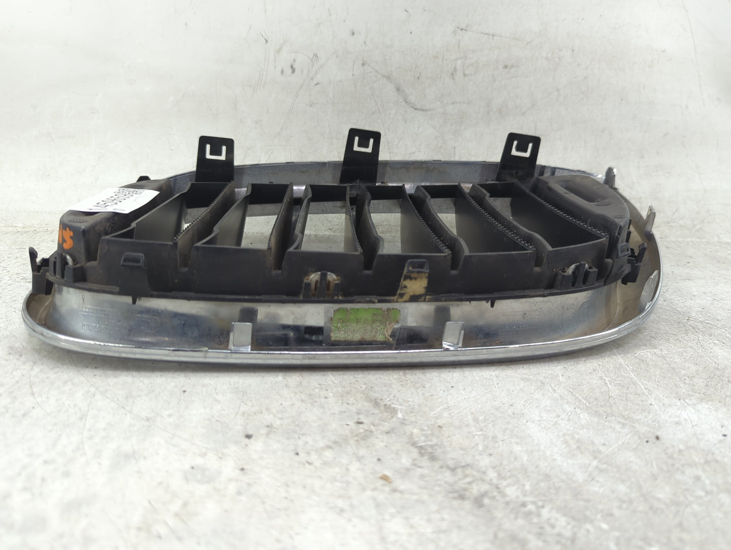 2020-2020 Bmw X3 Front Grille Bumper Not Included - Oemusedautoparts1.com