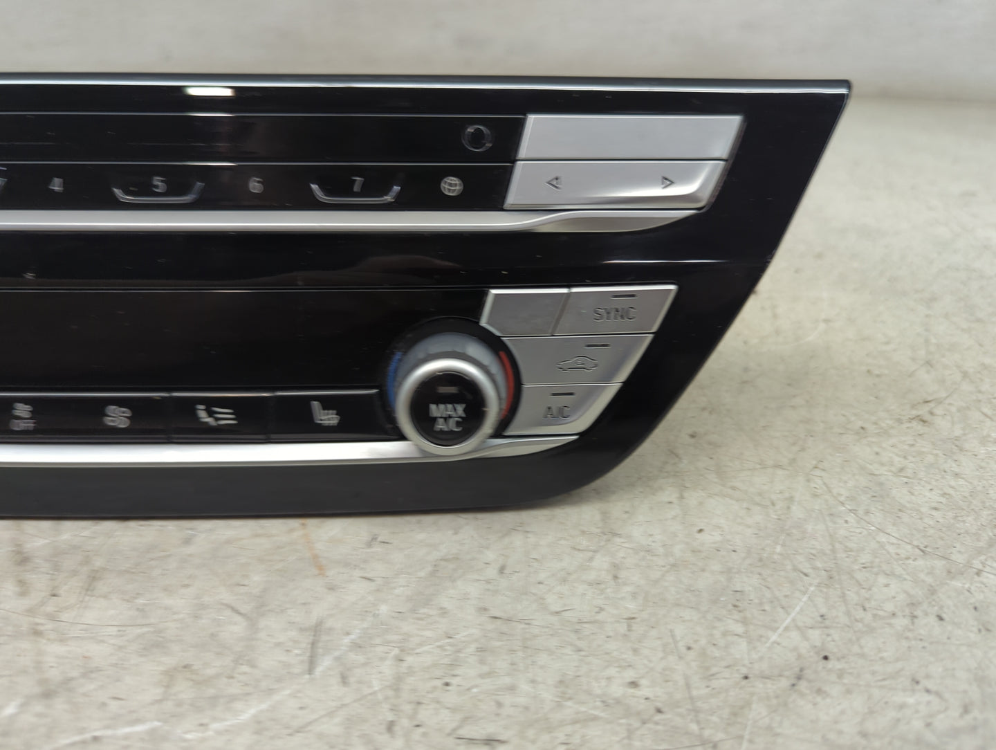 2018-2021 Bmw X3 Climate Control Module Temperature AC/Heater Replacement P/N:6411 7951988-01 Fits Fits 2018 2019 2020 2021 