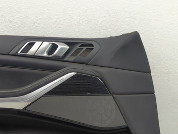 2020 Bmw X7 Front Left Driver Interior Door Panel Trim