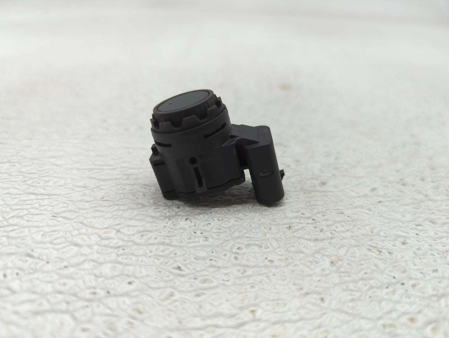 2020 Bmw X7 Front Park Assist Sensor Black - Oemusedautoparts1.com