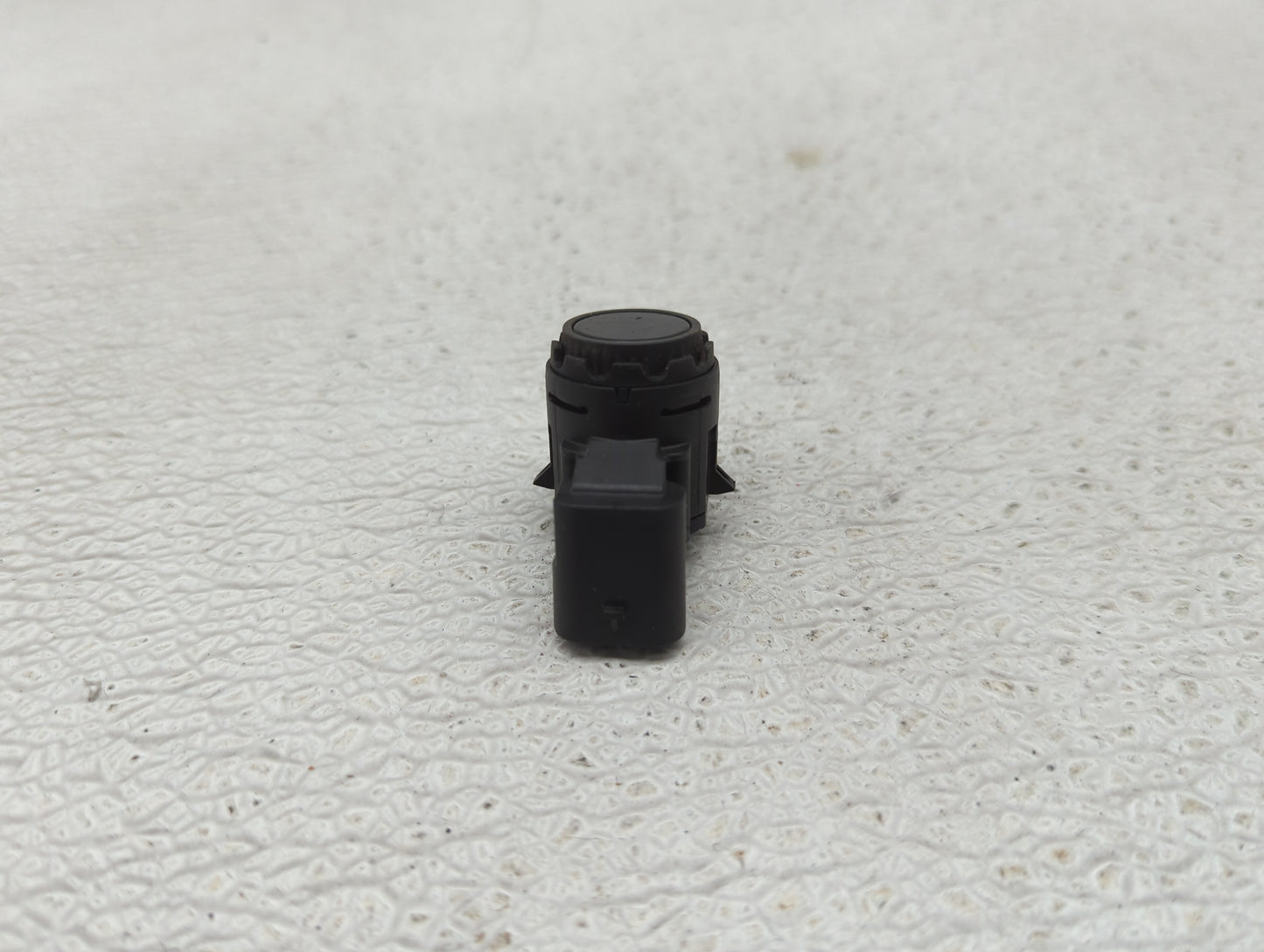 2020 Bmw X7 Front Park Assist Sensor Black - Oemusedautoparts1.com