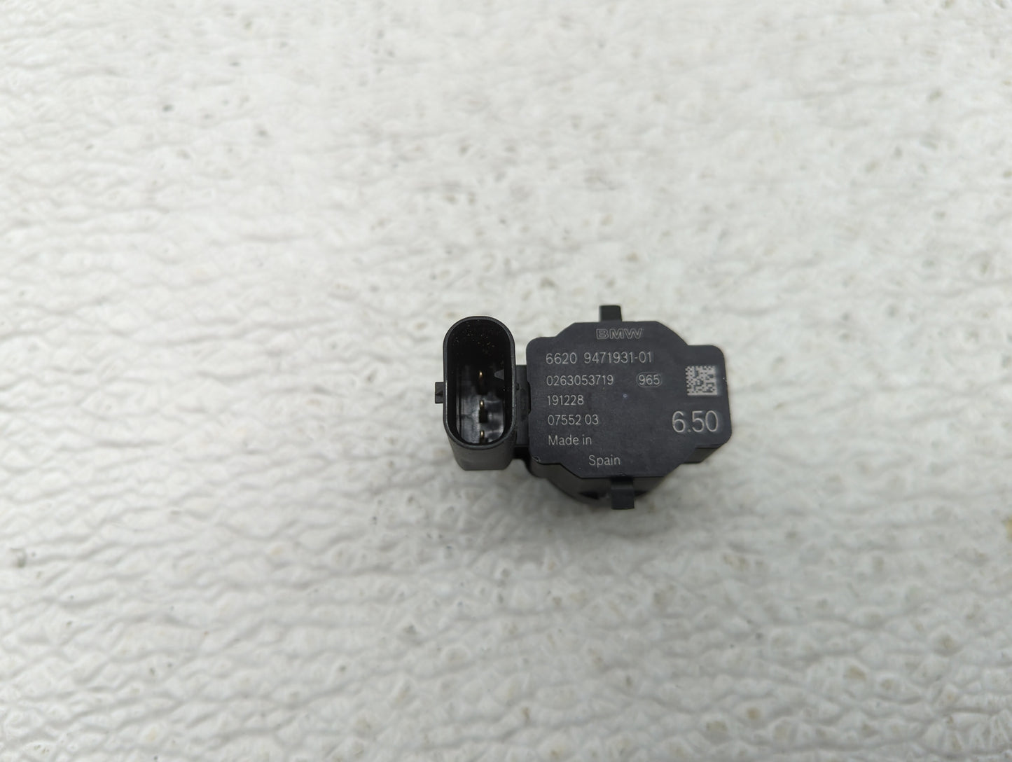 2020 Bmw X7 Front Park Assist Sensor Black - Oemusedautoparts1.com