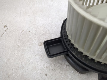 2019-2021 Bmw X7 Heater AC Blower Motor P/N:GX022003 Fits Fits 2019 2020 2021 2022 OEM Used Auto Parts