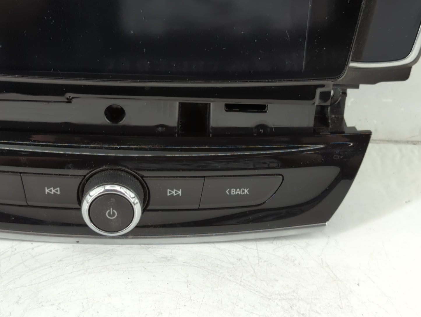 2020 Buick Enclave Radio AM FM Cd Player Receiver Replacement P/N:84764225 Fits OEM Used Auto Parts - Oemusedautoparts1.com