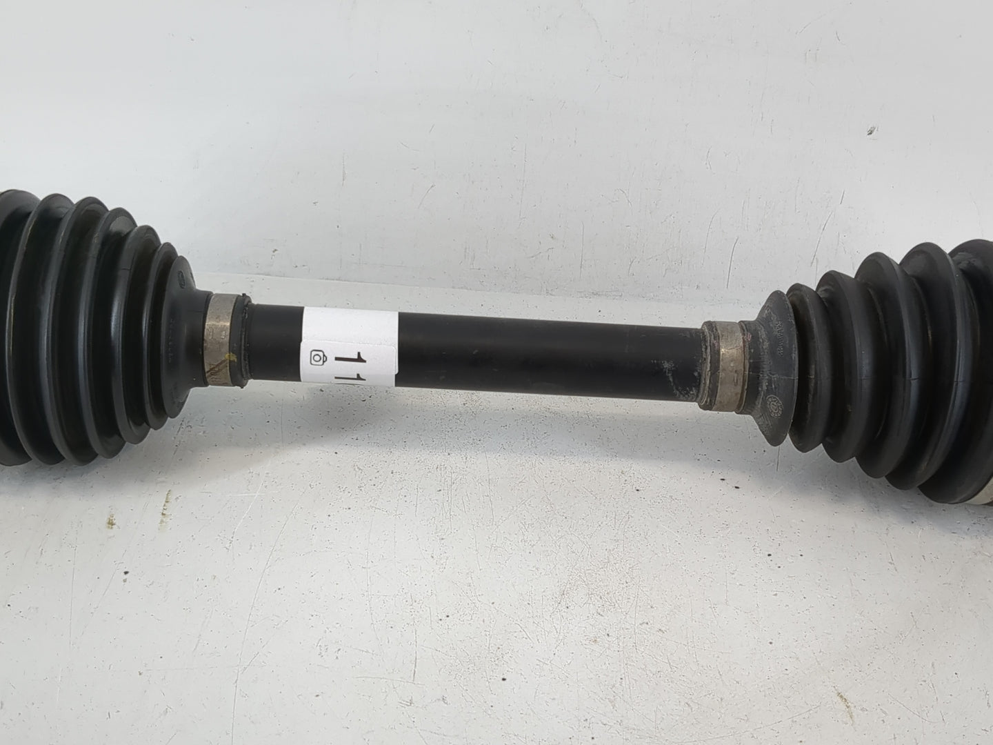 2020-2020 Buick Enclave Axle Shaft Front Driver Cv C/v - Oemusedautoparts1.com