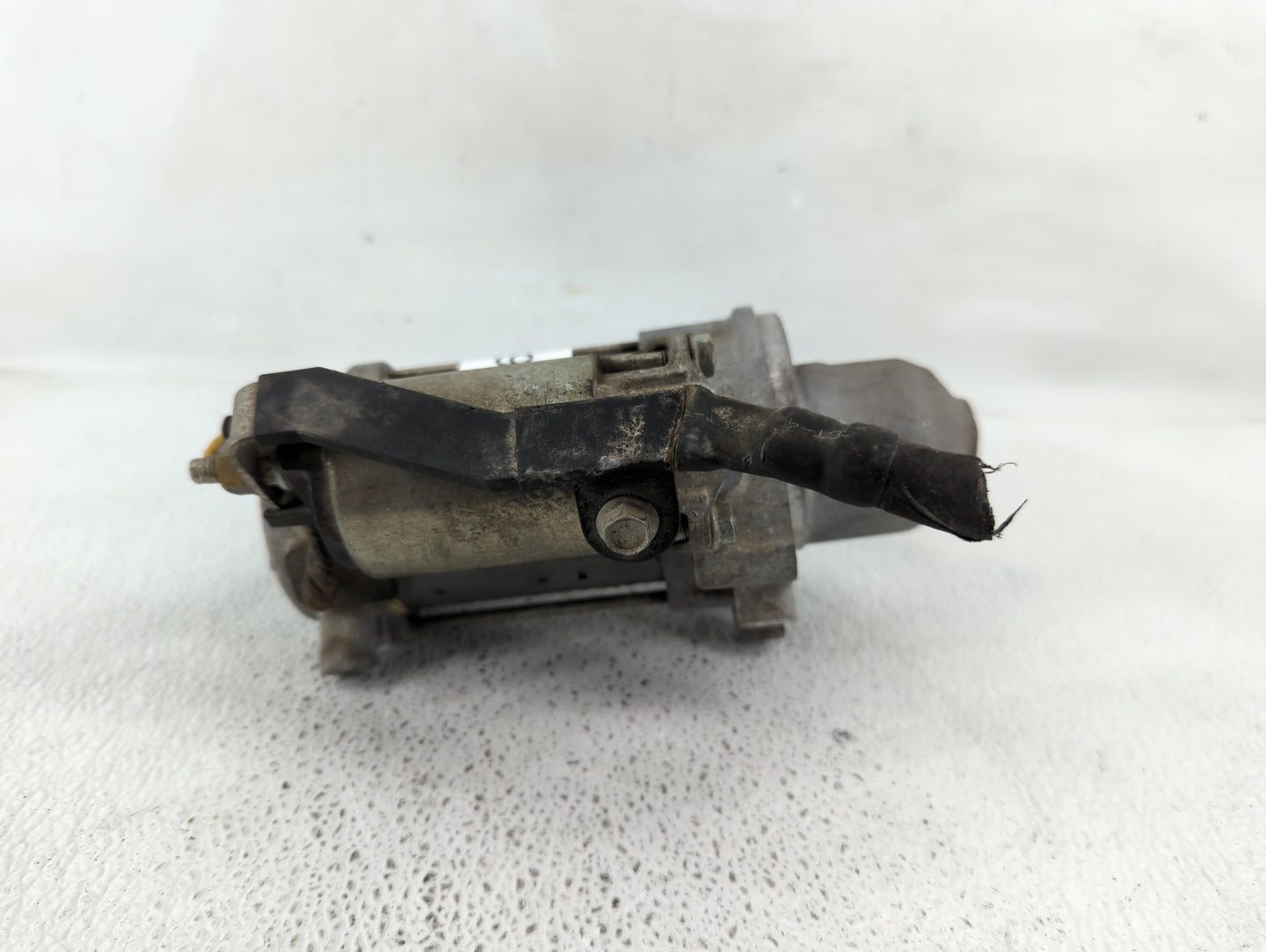 2018-2020 Buick Enclave Car Starter Motor Solenoid OEM P/N:TN438000-2140 Fits Fits 2016 2017 2018 2019 2020 2021 2022 OEM Us