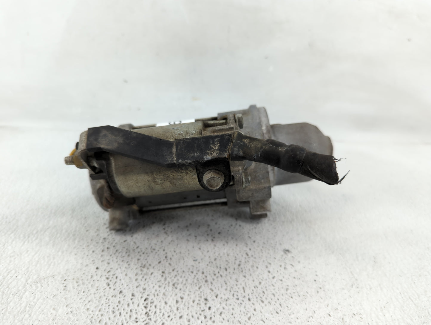 2018-2020 Buick Enclave Car Starter Motor Solenoid OEM P/N:TN438000-2140 Fits Fits 2016 2017 2018 2019 2020 2021 2022 OEM Us