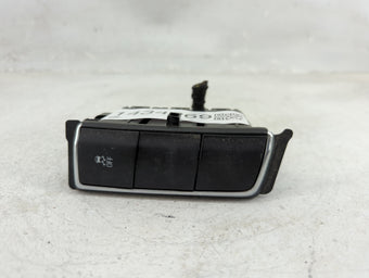 compare product 2020 Buick Enclave Radio AM FM Cd Player Receiver Replacement P/N:815734512 84317243 Fits OEM Used Auto Parts