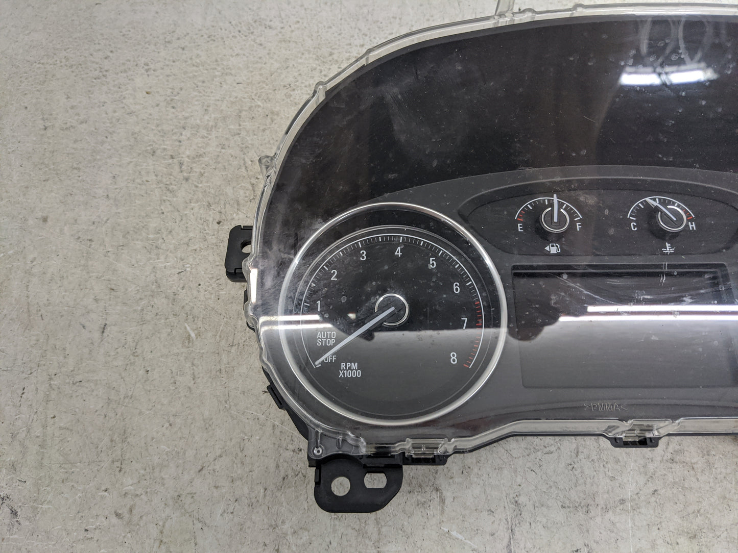 2020 Buick Enclave Instrument Cluster Speedometer Gauges P/N:84317323 GM-0102-001-MR-C30D, 176697137 Miles:134K Fits OEM Use