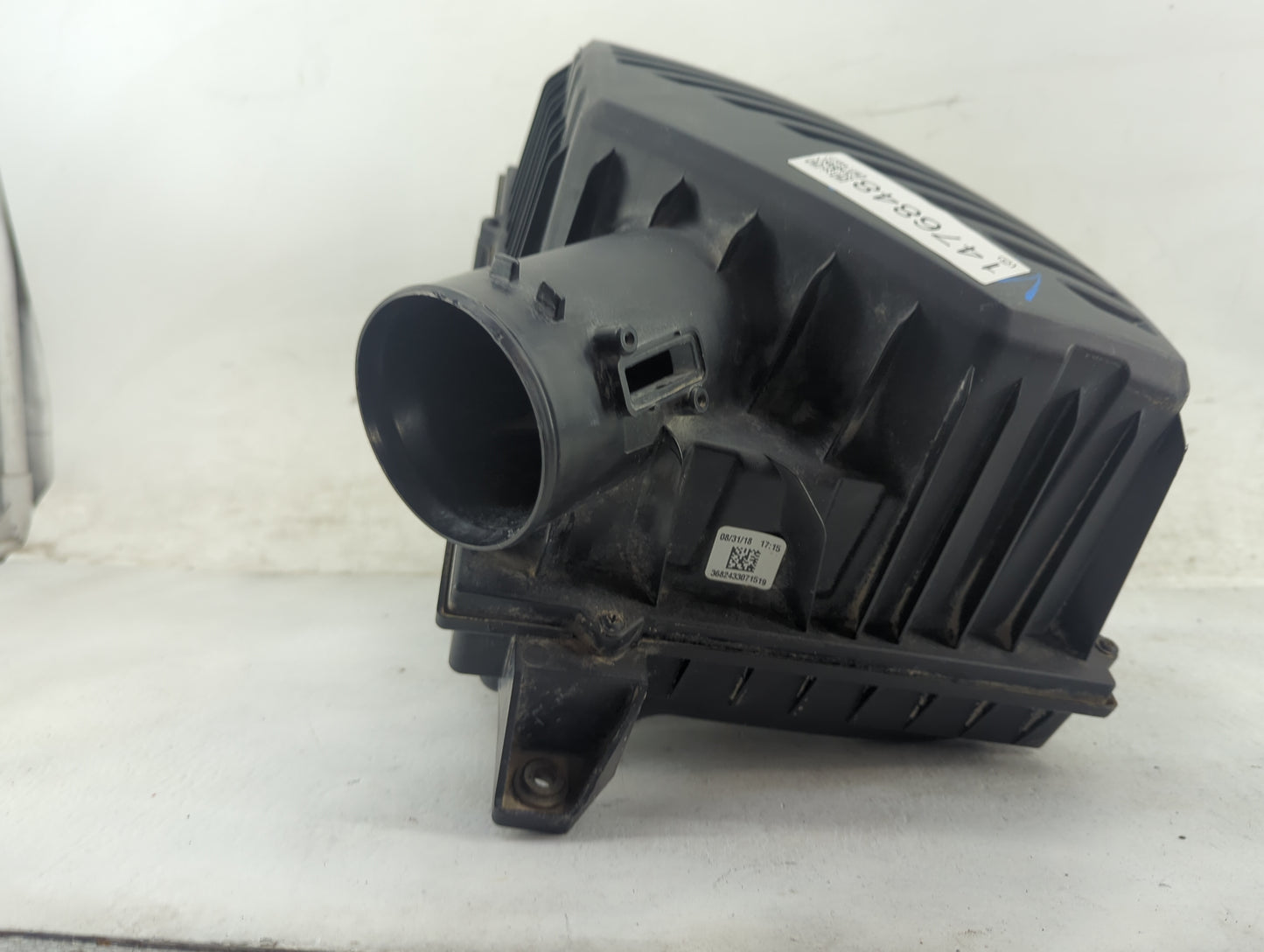 2020 Buick Enclave Air Cleaner Intake-duct Hose Tube - Oemusedautoparts1.com