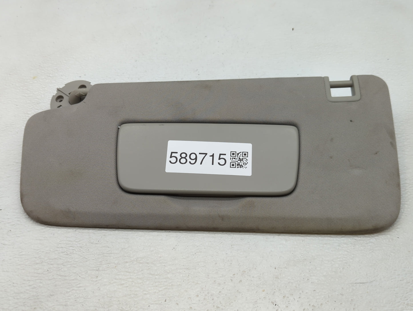 2018-2020 Buick Enclave Sun Visor Shade Replacement Driver Left Mirror Fits Fits 2018 2019 2020 OEM Used Auto Parts - Oemuse