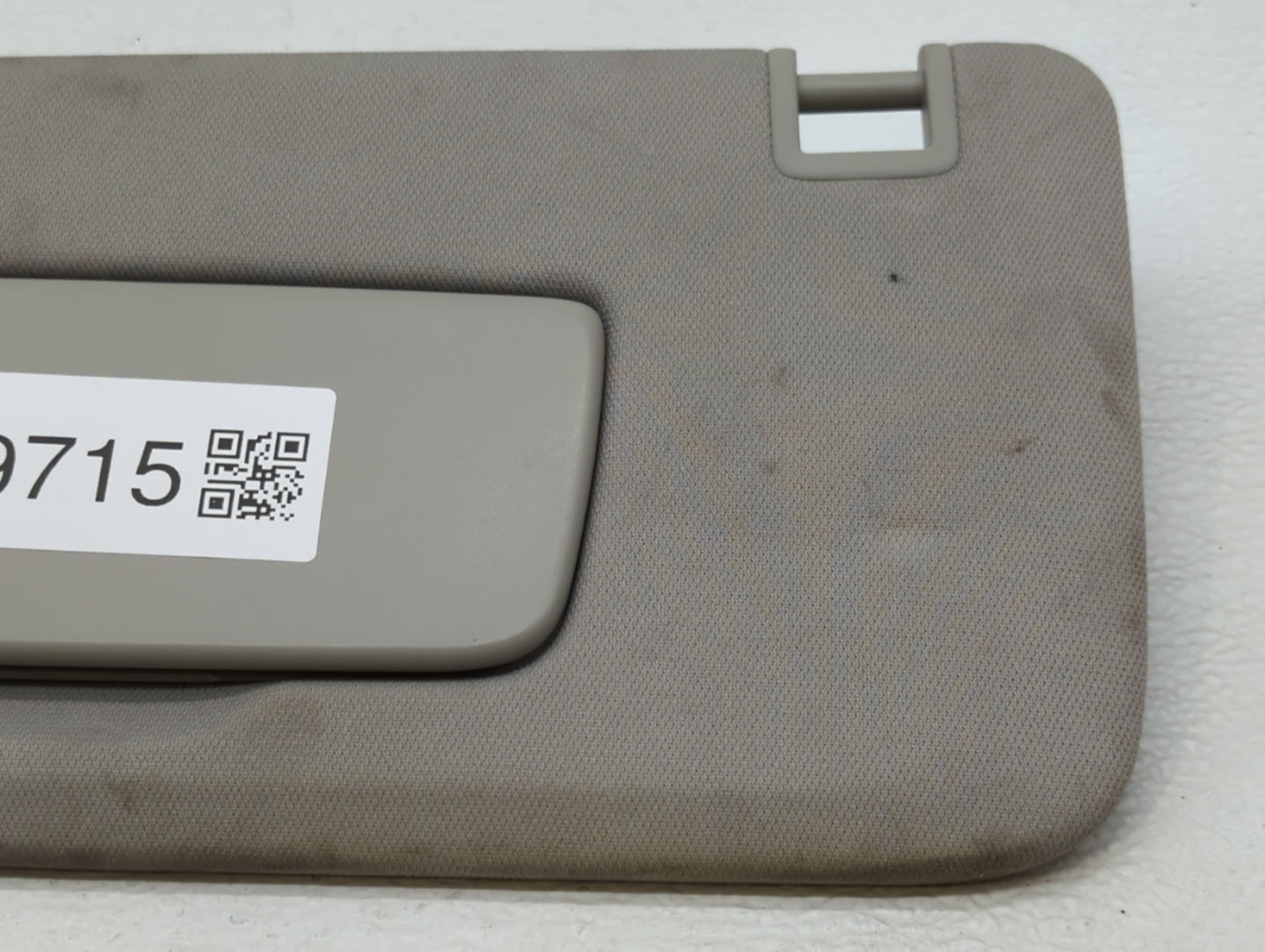 2018-2020 Buick Enclave Sun Visor Shade Replacement Driver Left Mirror Fits Fits 2018 2019 2020 OEM Used Auto Parts - Oemuse