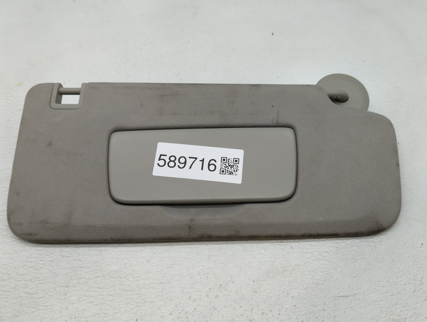 2018-2020 Buick Enclave Sun Visor Shade Replacement Passenger Right Mirror Fits Fits 2018 2019 2020 OEM Used Auto Parts - Oe
