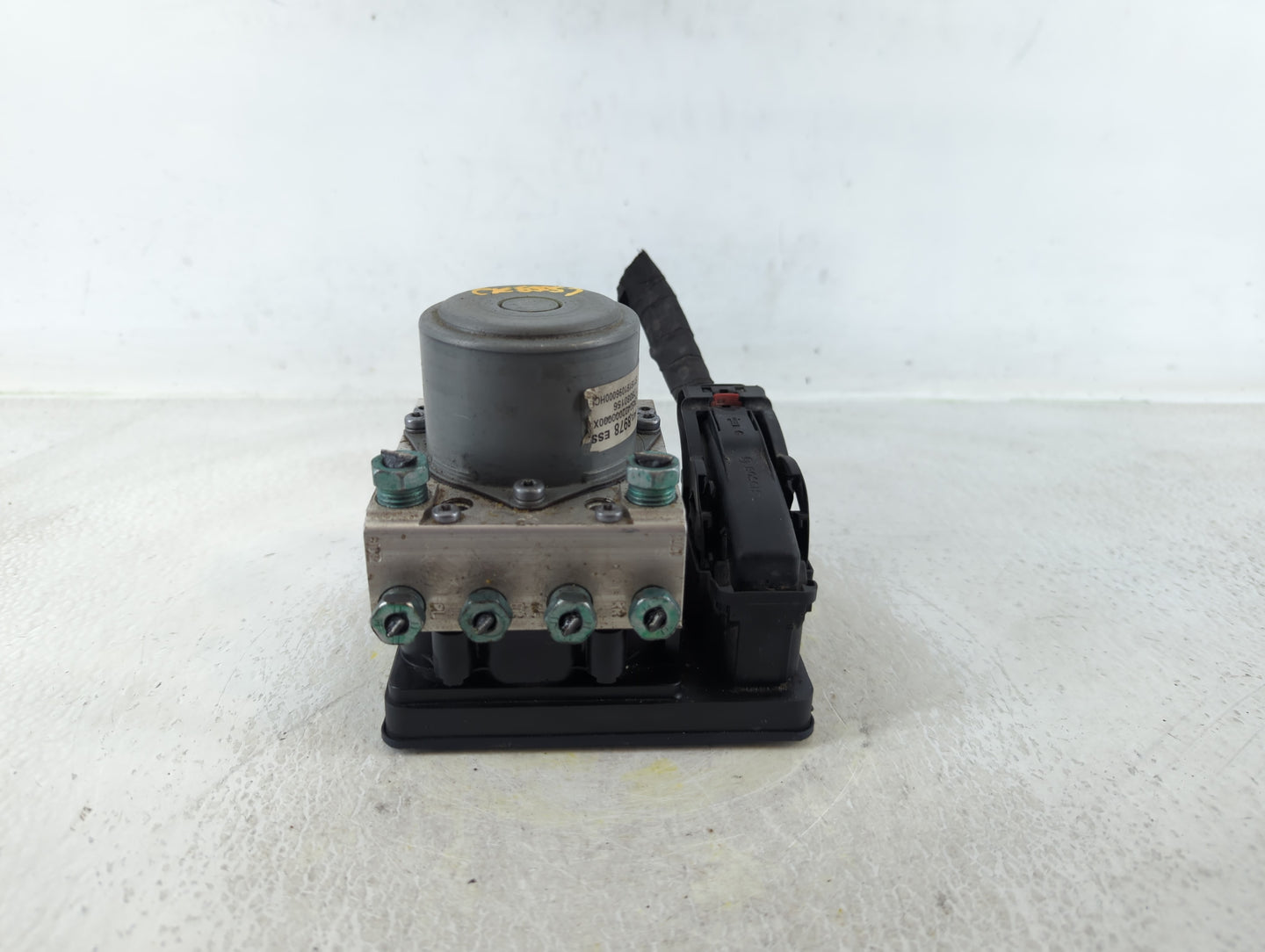 2019-2020 Buick Enclave ABS Pump Control Module Replacement P/N:84567452 Fits Fits 2019 2020 2021 2022 OEM Used Auto Parts -