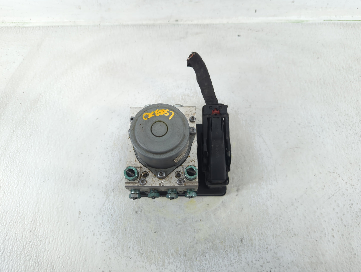 2019-2020 Buick Enclave ABS Pump Control Module Replacement P/N:84567452 Fits Fits 2019 2020 2021 2022 OEM Used Auto Parts -