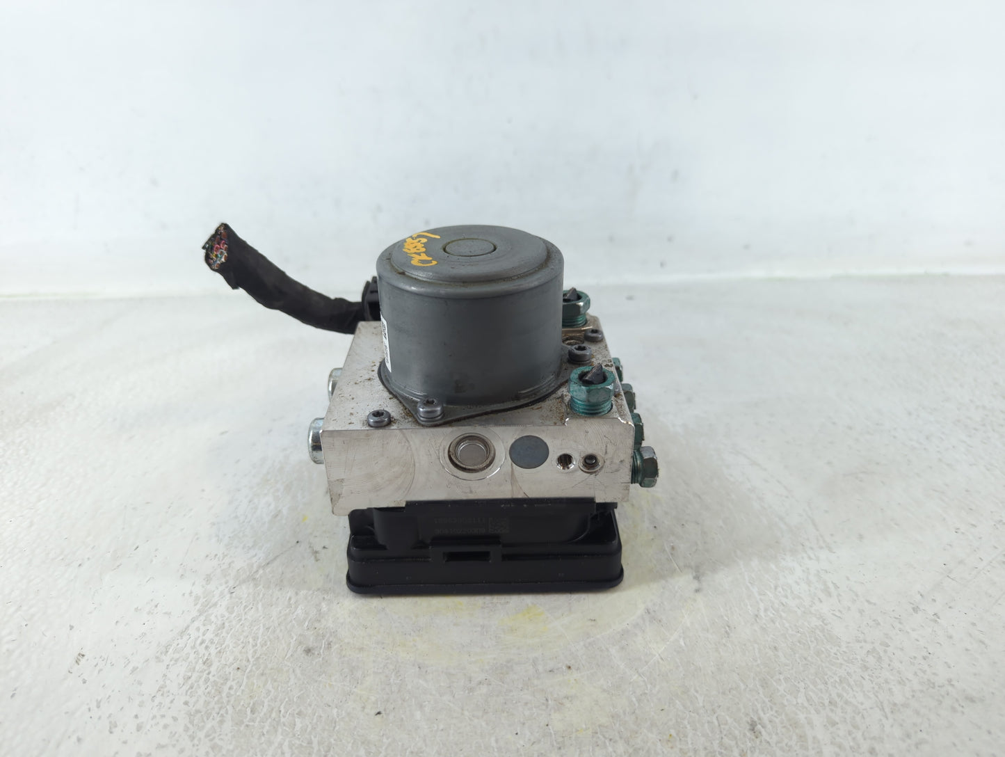 2019-2020 Buick Enclave ABS Pump Control Module Replacement P/N:84567452 Fits Fits 2019 2020 2021 2022 OEM Used Auto Parts -