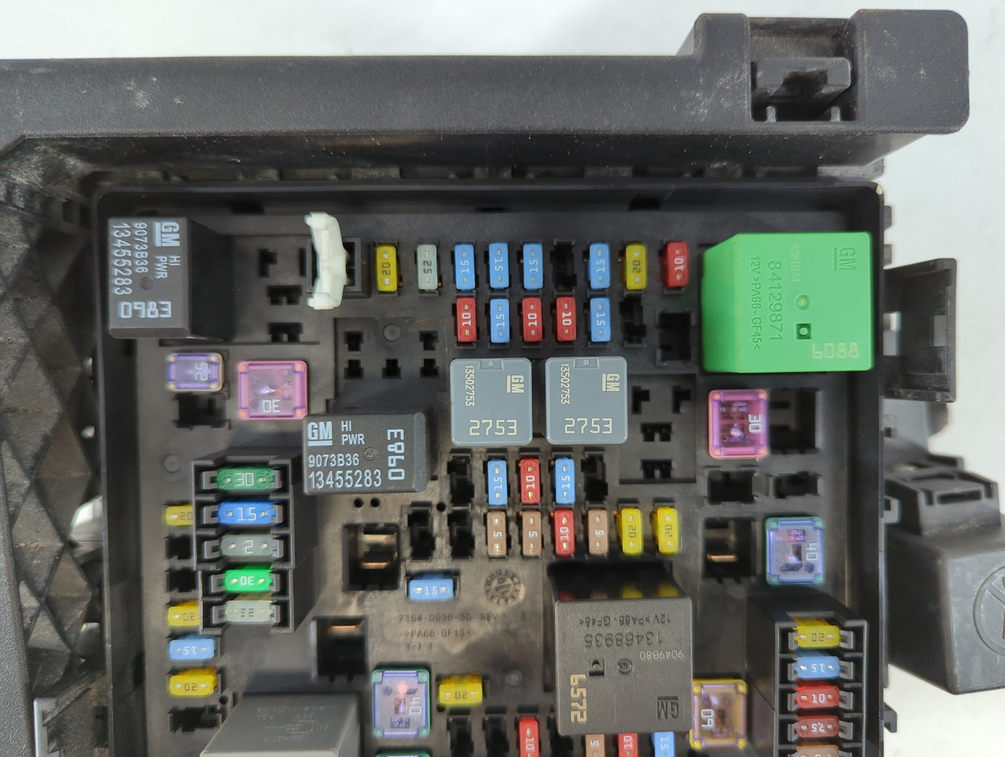 2019-2020 Buick Enclave Fusebox Fuse Box Panel Relay Module P/N:7171-4521-30 Fits Fits 2019 2020 2021 2022 OEM Used Auto Par