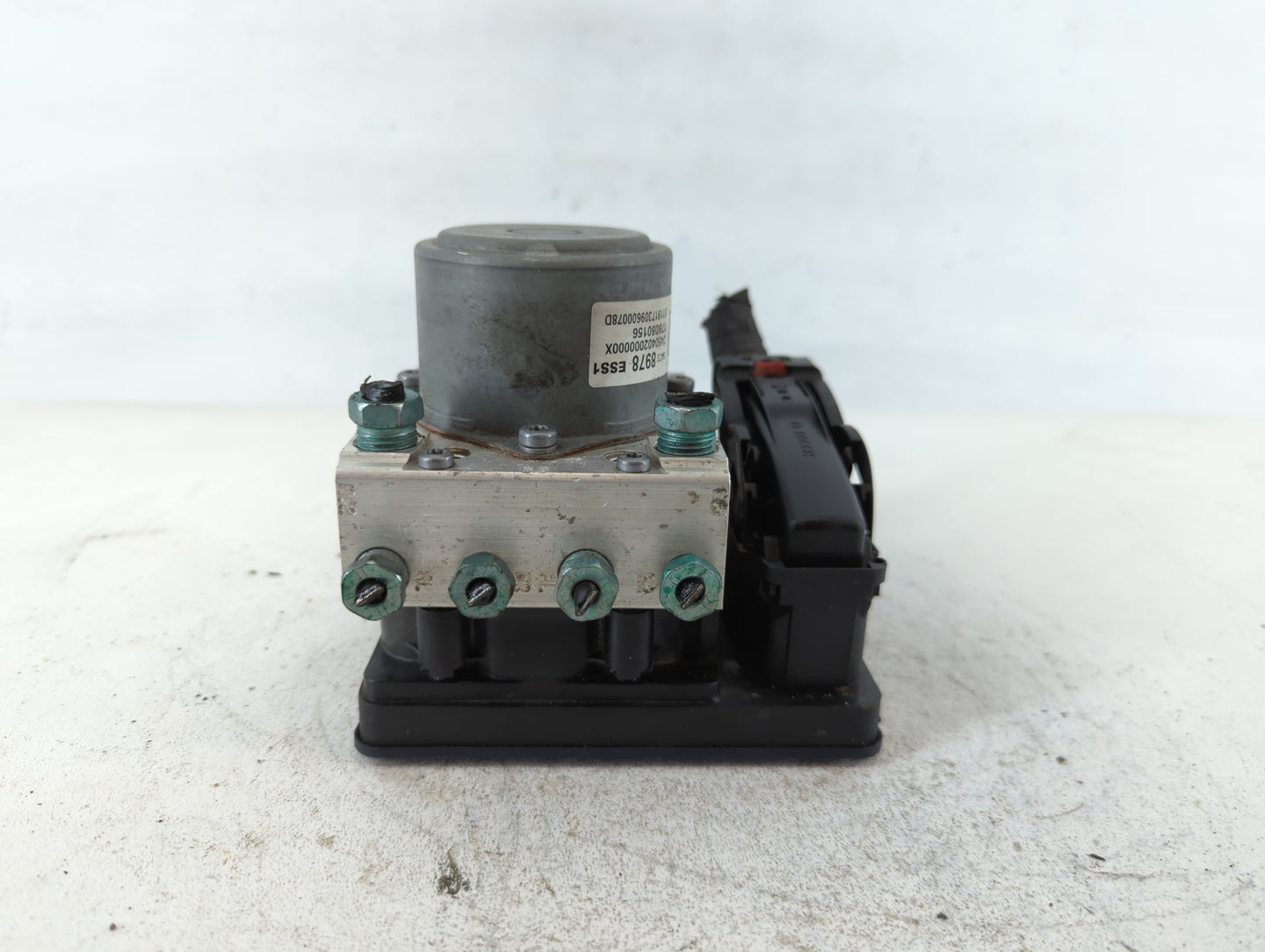 2019-2020 Buick Enclave ABS Pump Control Module Replacement P/N:84738978 Fits Fits 2019 2020 2021 2022 OEM Used Auto Parts -