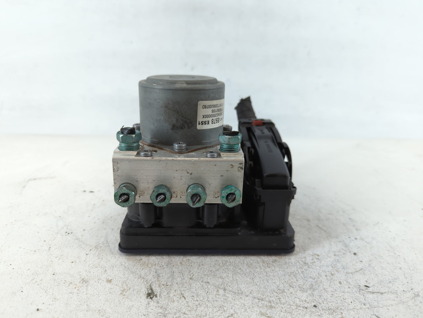 2019-2020 Buick Enclave ABS Pump Control Module Replacement P/N:84738978 Fits Fits 2019 2020 2021 2022 OEM Used Auto Parts -