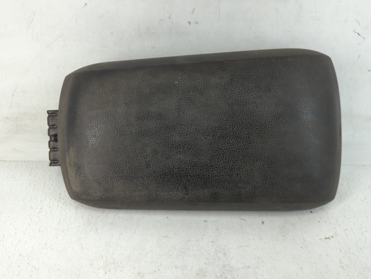 2020 Buick Enclave Center Console Armrest Cover Lid Fits OEM Used Auto Parts - Oemusedautoparts1.com