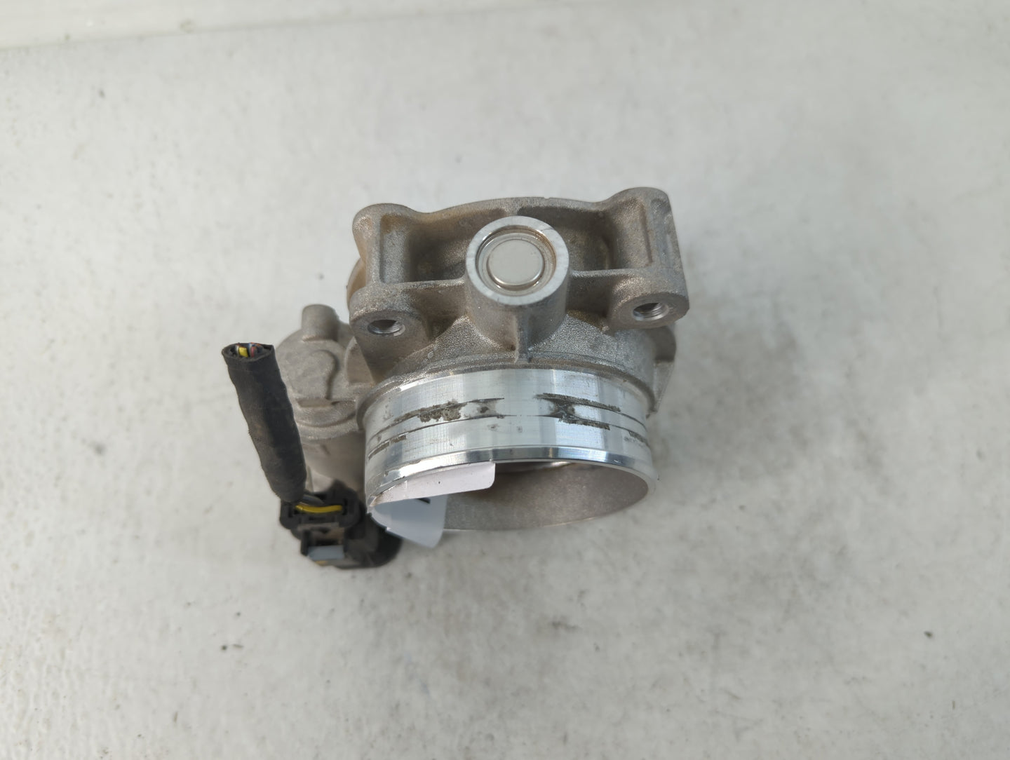 2012-2020 Buick Enclave Throttle Body P/N:12670981AA Fits Fits 2012 2013 2014 2015 2016 2017 2018 2019 2020 2021 2022 OEM Us
