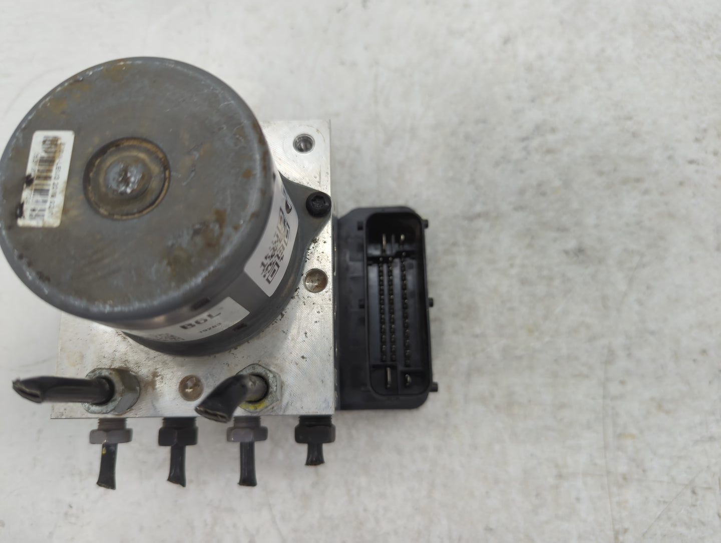 2017-2021 Buick Encore ABS Pump Control Module Replacement P/N:42643519 Fits Fits 2017 2018 2019 2020 2021 OEM Used Auto Par