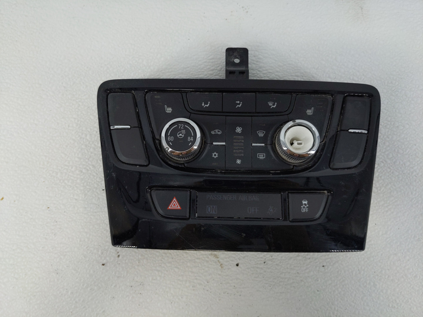 2017-2020 Buick Encore Climate Control Module Temperature AC/Heater Replacement P/N:39082867 Fits Fits 2017 2018 2019 2020 O