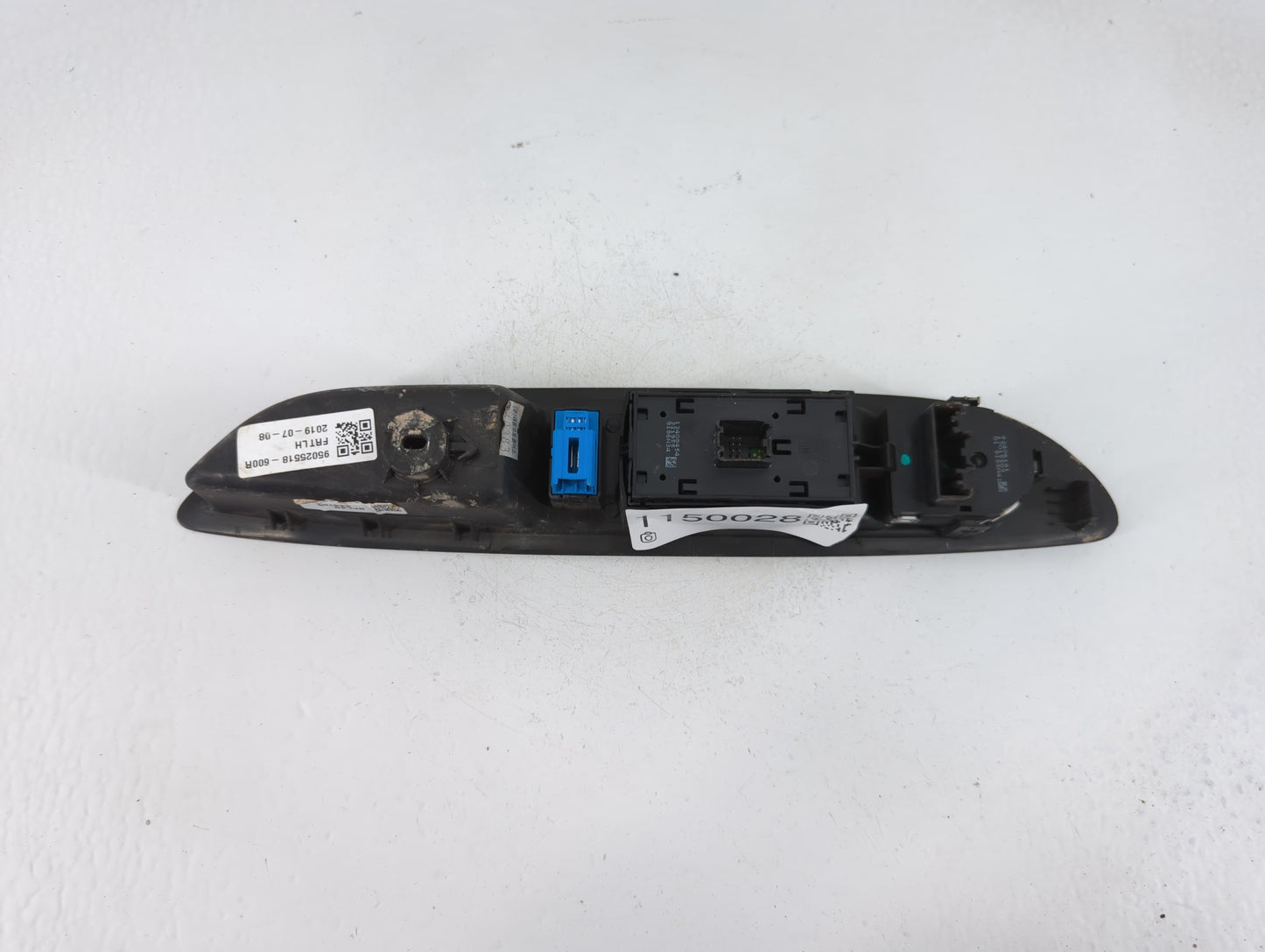 2017-2020 Buick Encore Master Power Window Switch Replacement Driver Side Left P/N:95025518-600R Fits Fits 2017 2018 2019 20