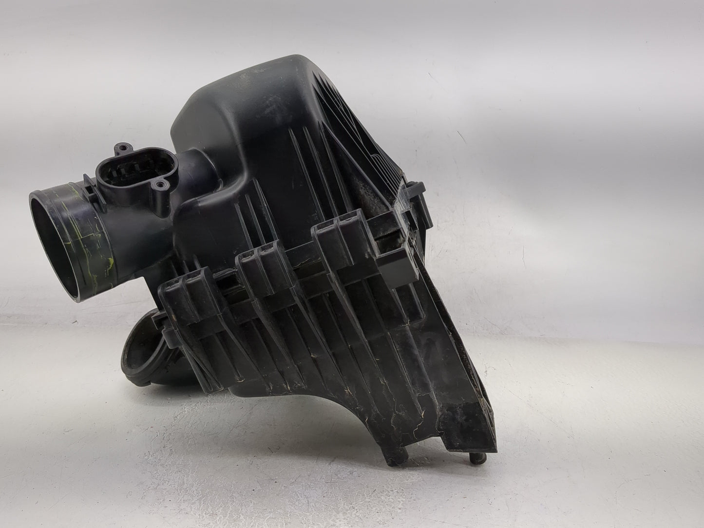 2013-2021 Buick Encore Air Cleaner Intake-duct Hose Tube - Oemusedautoparts1.com