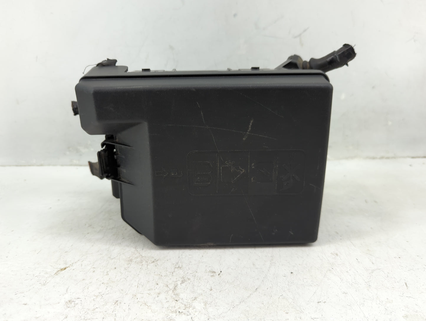 2020-2021 Buick Encore Fusebox Fuse Box Panel Relay Module P/N:42733199 Fits Fits 2020 2021 2022 OEM Used Auto Parts - Oemus