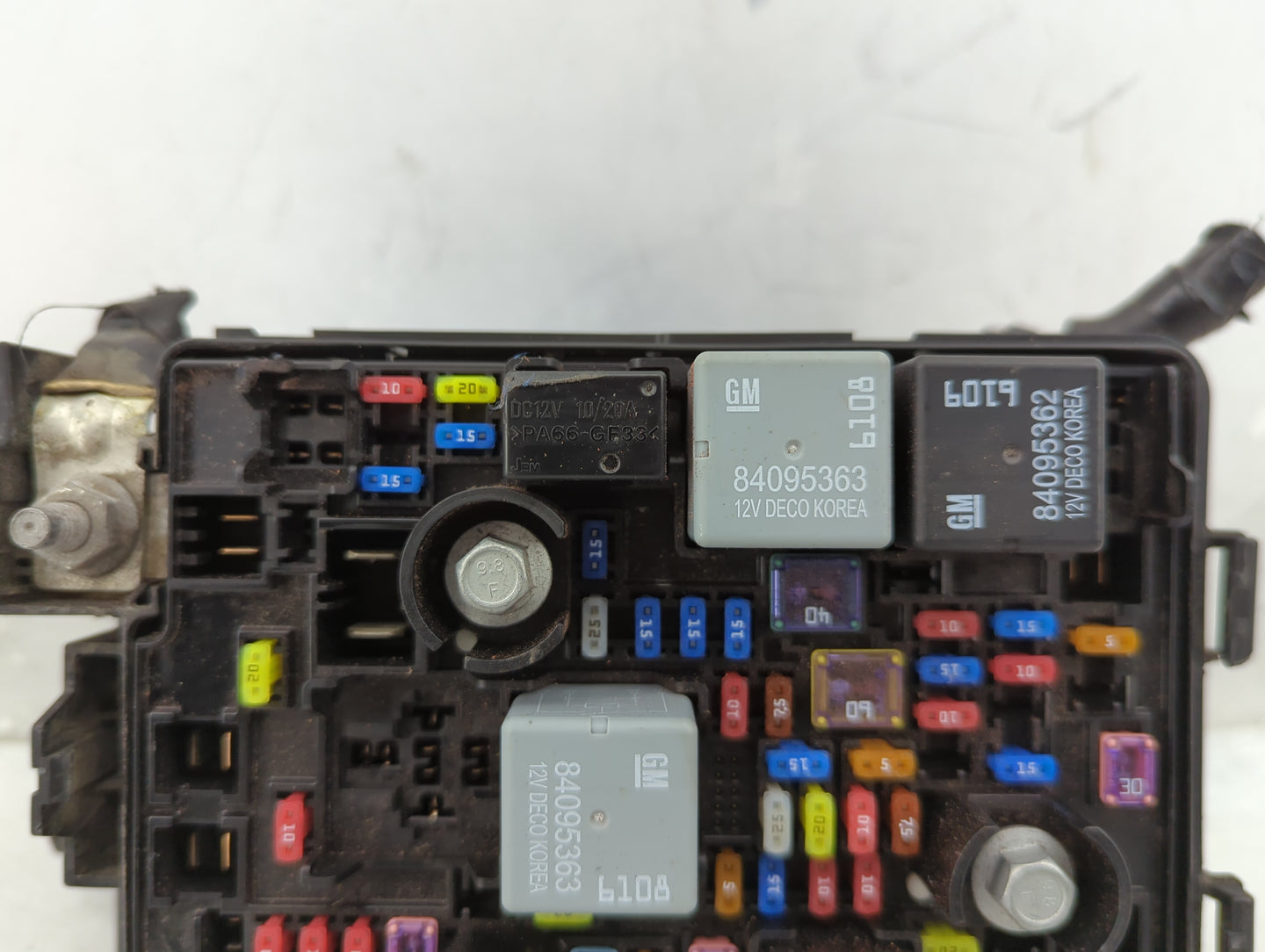 2020-2021 Buick Encore Fusebox Fuse Box Panel Relay Module P/N:42733199 Fits Fits 2020 2021 2022 OEM Used Auto Parts - Oemus