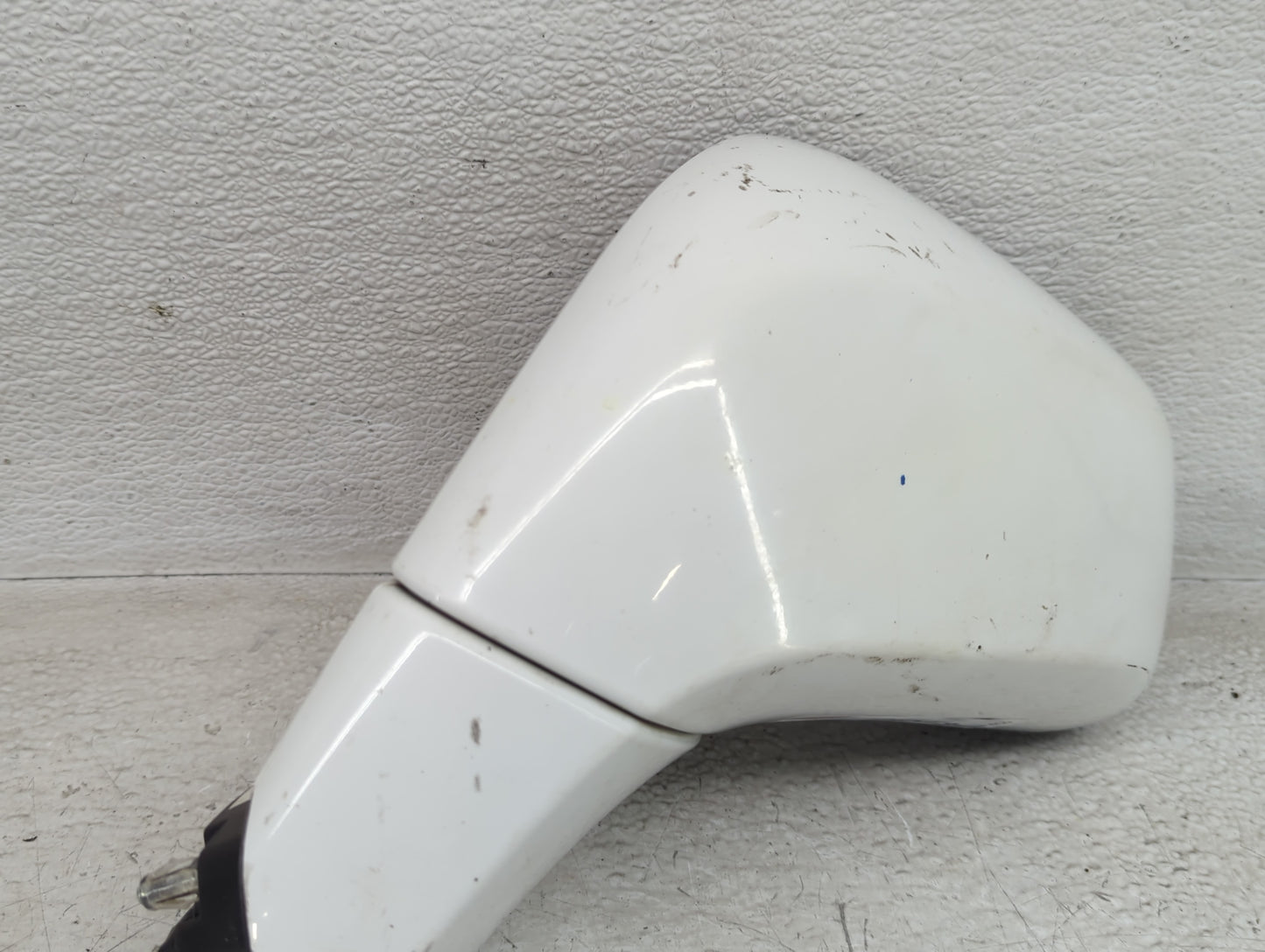 2017-2020 Buick Encore Driver Side View Mirror - Left Door Mirror OEM Used - Oemusedautoparts1.com