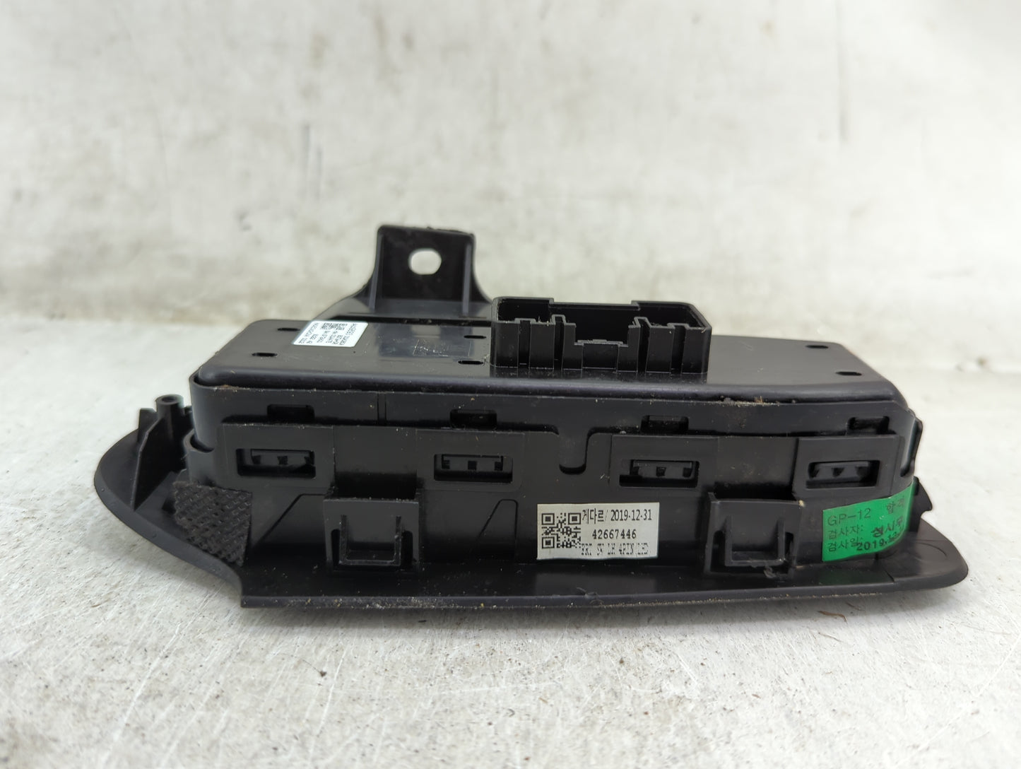 2020-2021 Buick Encore Master Power Window Switch Replacement Driver Side Left P/N:84139693 D1A080A Fits OEM Used Auto Parts