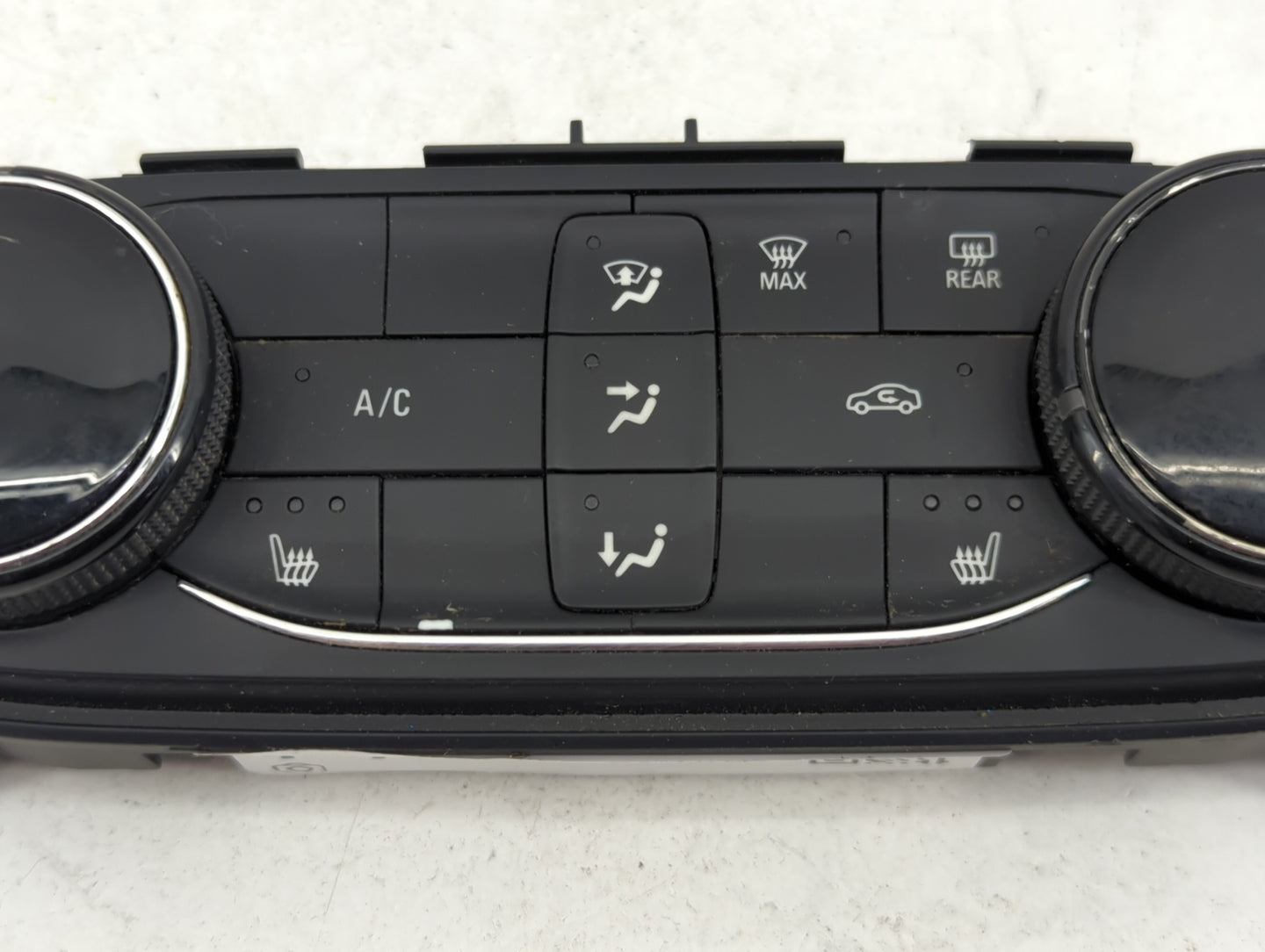 2020-2021 Buick Encore Climate Control Module Temperature AC/Heater Replacement P/N:42726404 7370200000000X Fits Fits 2020 2