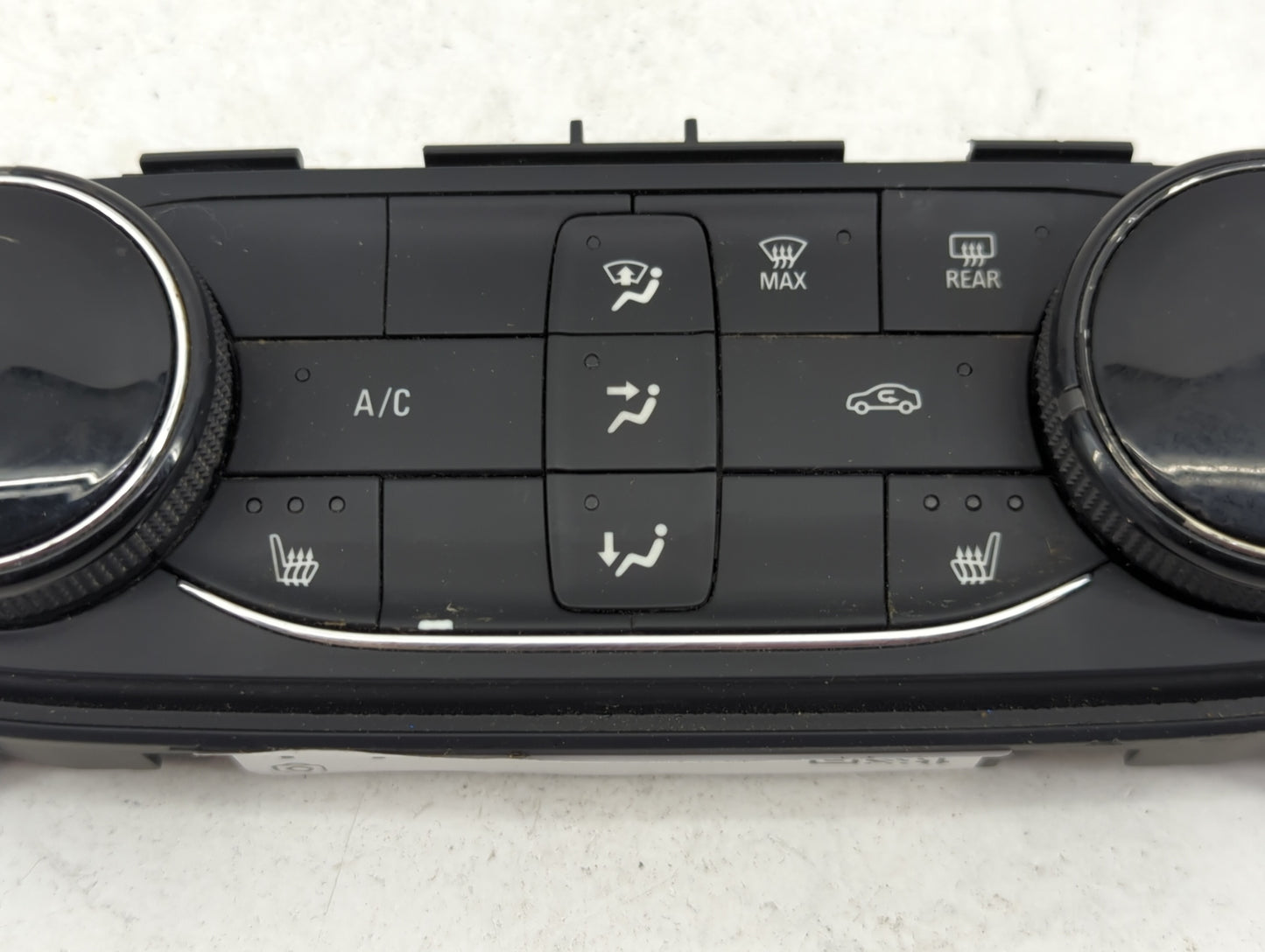 2020-2021 Buick Encore Climate Control Module Temperature AC/Heater Replacement P/N:42726404 7370200000000X Fits Fits 2020 2