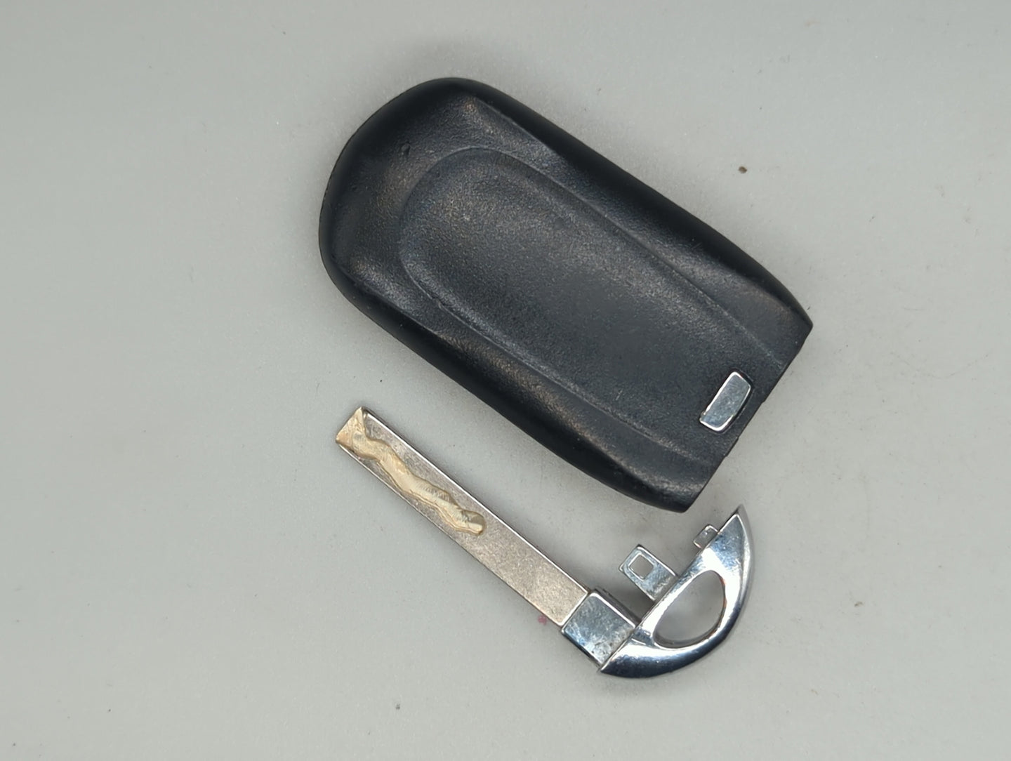 Buick Encore Keyless Entry Remote Fob HYQ4AA 13532383 | 13506665  4 buttons - Oemusedautoparts1.com