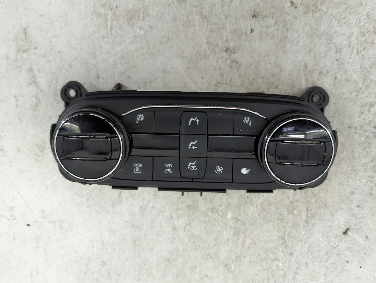 2020-2021 Buick Encore Climate Control Module Temperature AC/Heater Replacement P/N:42726408 737020000000X Fits Fits 2020 20