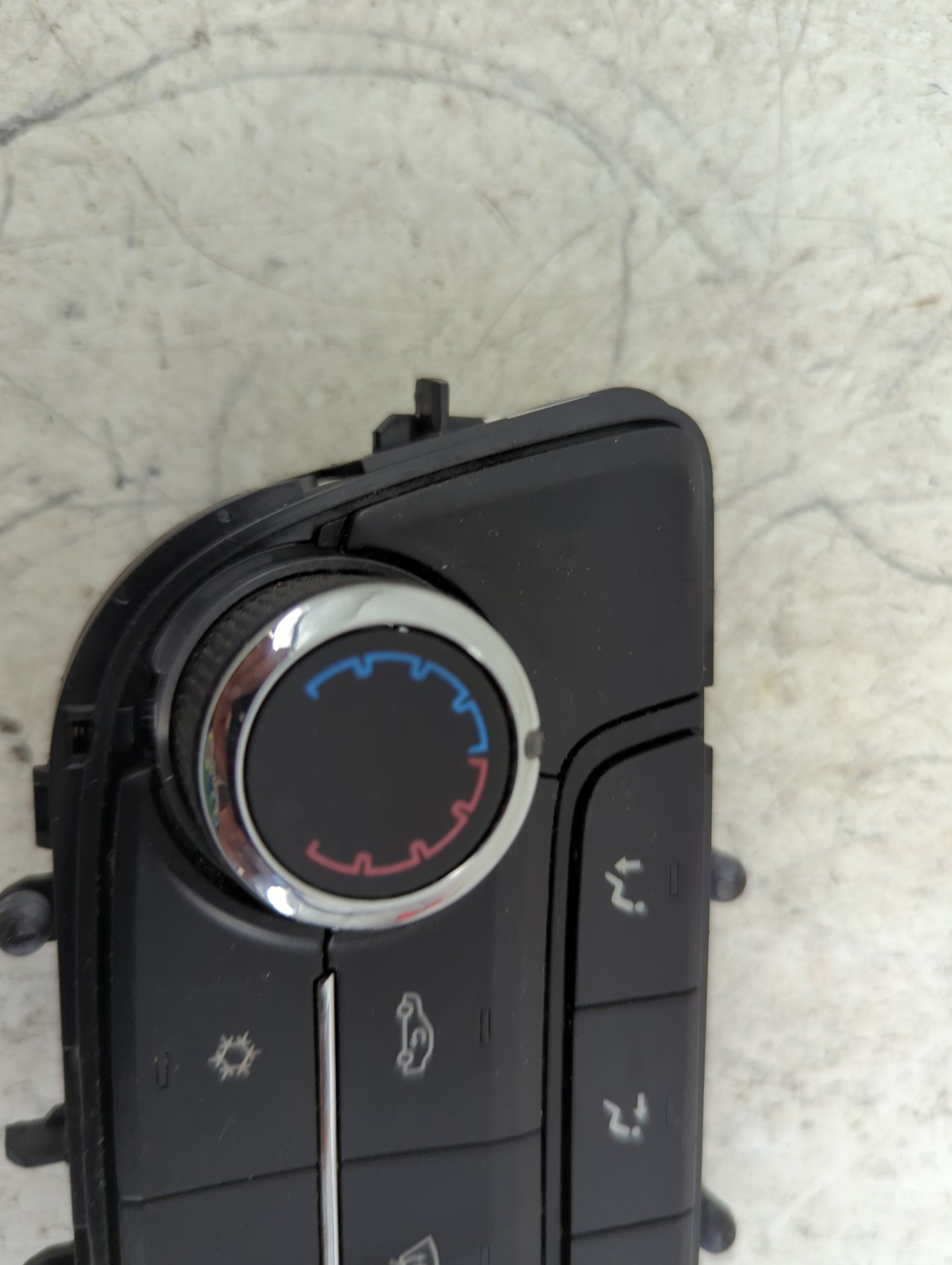 2017-2021 Buick Encore Climate Control Module Temperature AC/Heater Replacement P/N:39081561 A2C1134980001 Fits OEM Used Aut