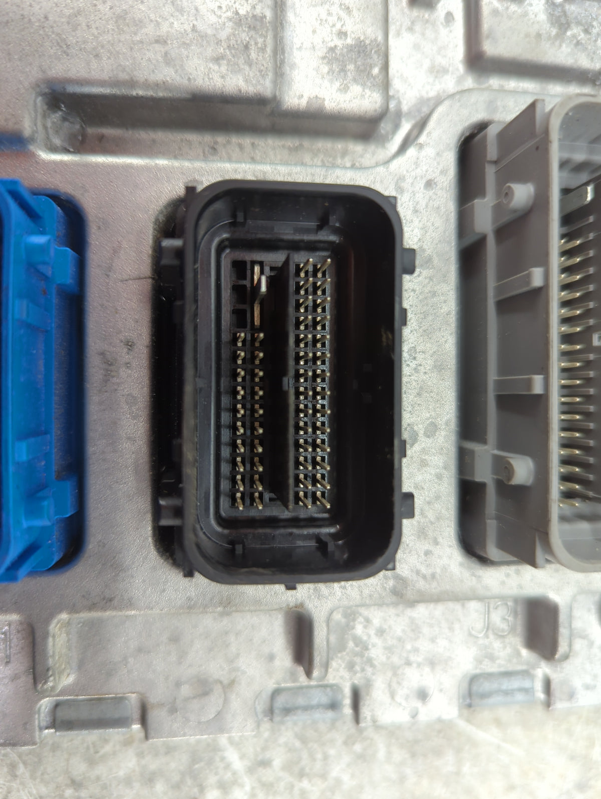 2019 Buick Encore PCM Engine Control Computer ECU ECM PCU OEM P/N:12711695 12683270, 12711695 Fits Fits 2017 2018 2020 2021 