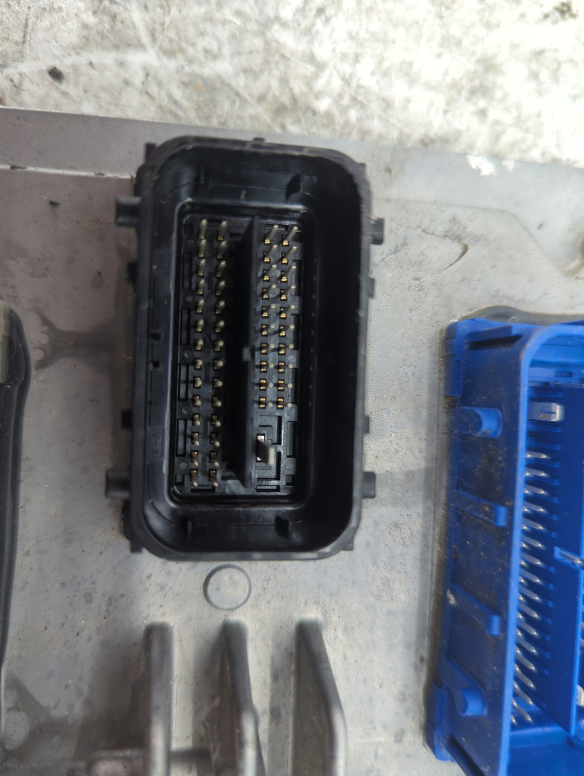 2020-2021 Buick Encore PCM Engine Control Computer ECU ECM PCU OEM P/N:12706635 1310101000000X, 079196555 Fits 2020 2021 202