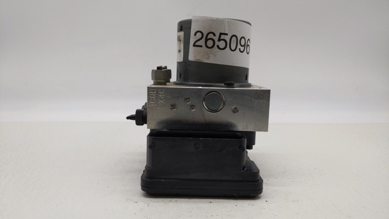 2017-2019 Buick Encore ABS Pump Control Module Replacement P/N:42643519 42520669, 42563014 Fits Fits 2017 2018 2019 OEM Used