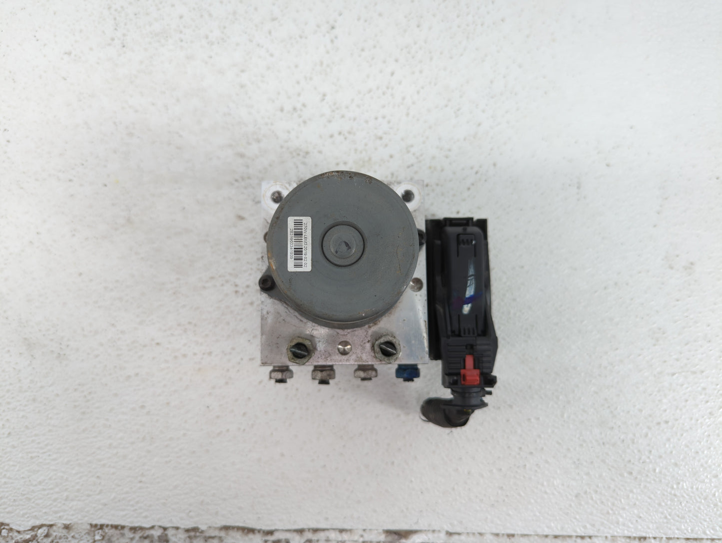 2017-2021 Buick Encore ABS Pump Control Module Replacement P/N:42520669 42643519, 42563014 Fits Fits 2017 2018 2019 2020 202