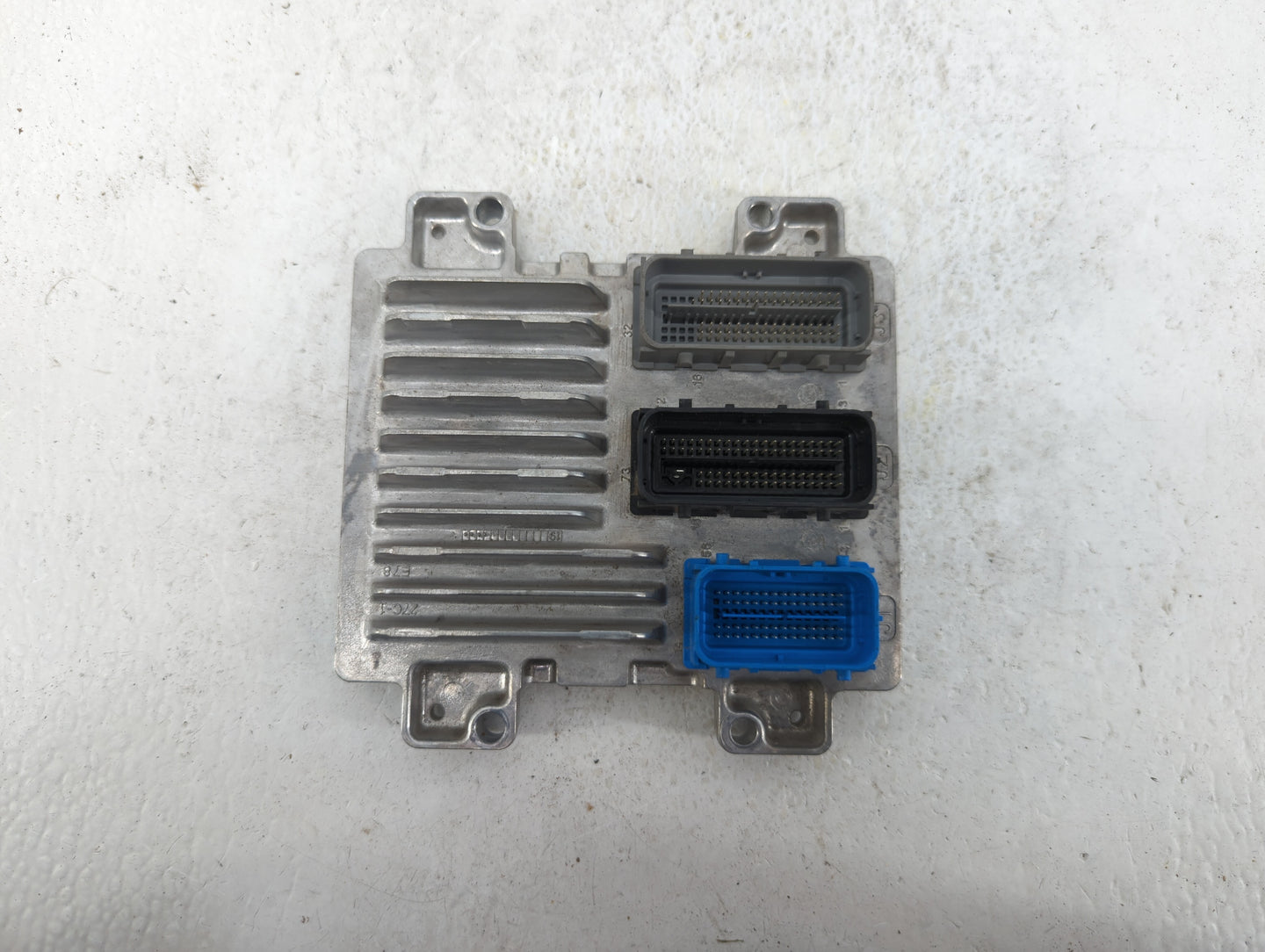 2017-2021 Buick Encore PCM Engine Control Computer ECU ECM PCU OEM P/N:12692201 12698131 Fits Fits 2017 2018 2019 2020 2021 