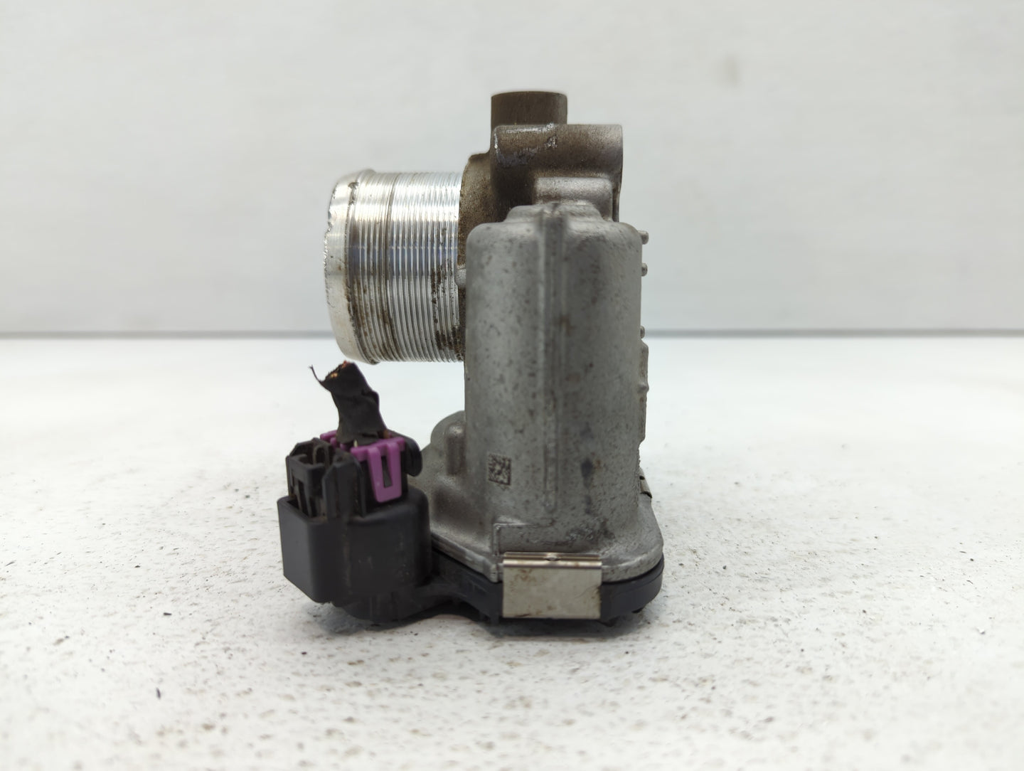 2013-2021 Buick Encore Throttle Body P/N:55565489 Fits Fits 2011 2012 2013 2014 2015 2016 2017 2018 2019 2020 2021 OEM Used 