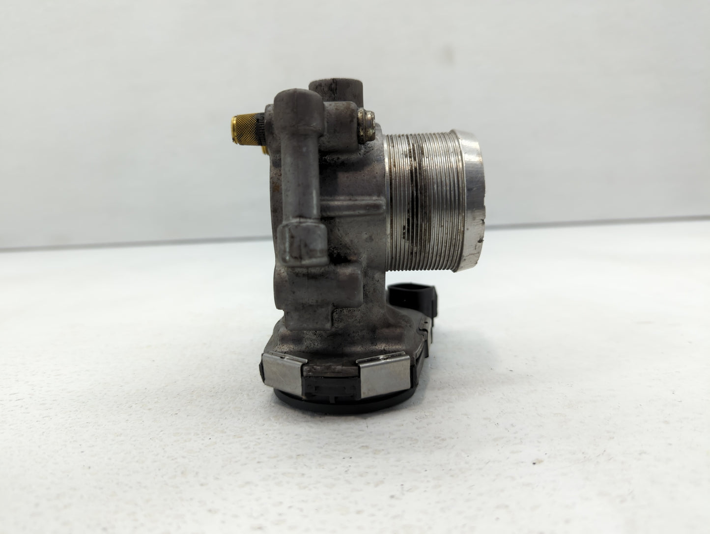 2013-2021 Buick Encore Throttle Body P/N:55565489 Fits Fits 2011 2012 2013 2014 2015 2016 2017 2018 2019 2020 2021 OEM Used 
