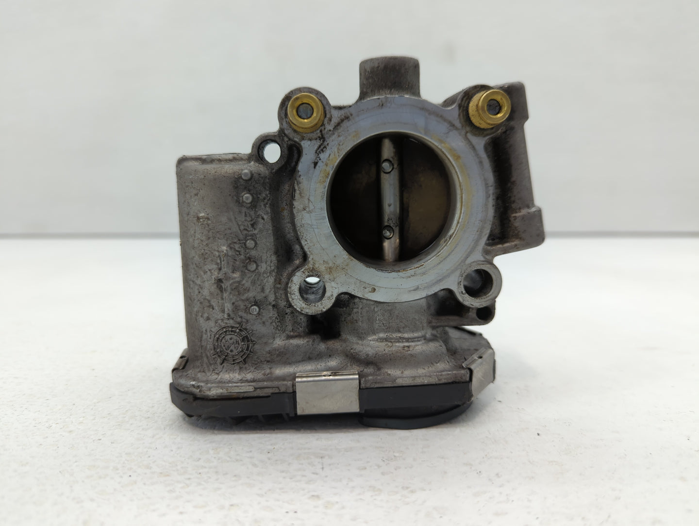 2013-2021 Buick Encore Throttle Body P/N:55565489 Fits Fits 2011 2012 2013 2014 2015 2016 2017 2018 2019 2020 2021 OEM Used 